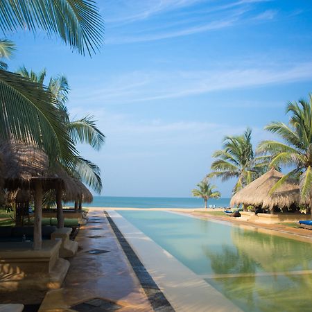 Bar Reef Resort Etalai Bagian luar foto