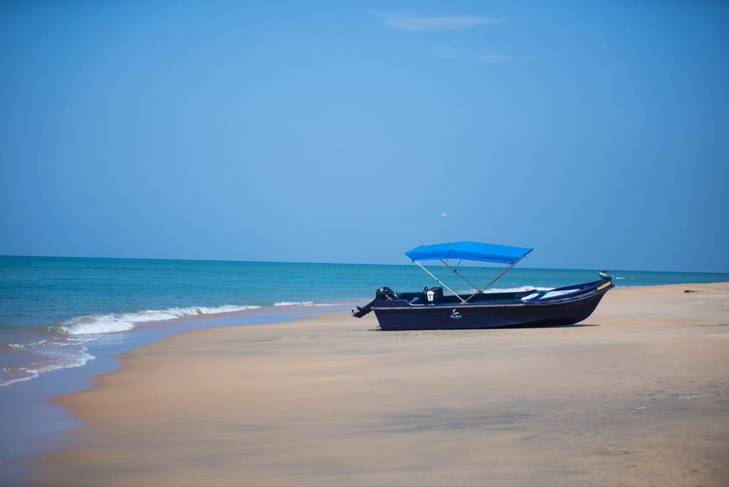Bar Reef Resort Etalai Bagian luar foto
