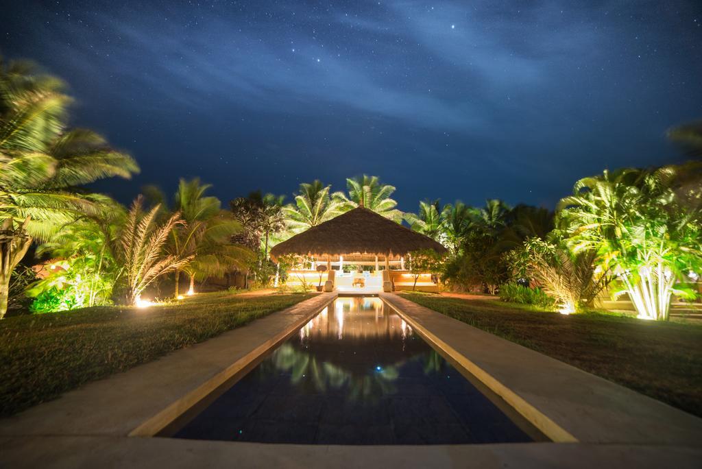 Bar Reef Resort Etalai Bagian luar foto