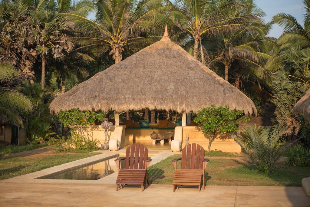 Bar Reef Resort Etalai Bagian luar foto