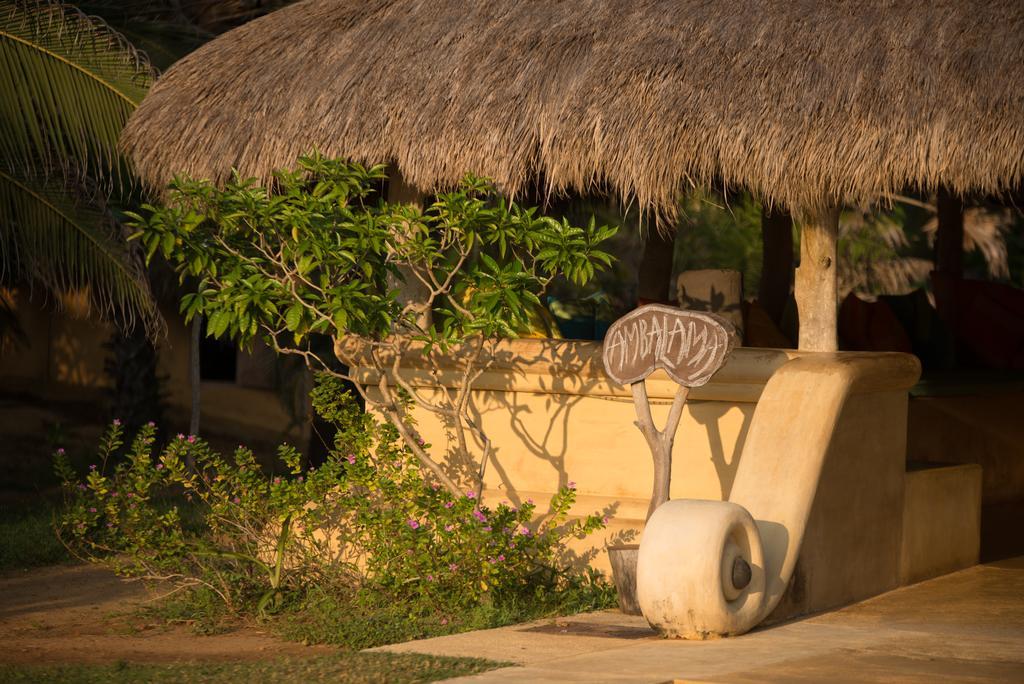 Bar Reef Resort Etalai Bagian luar foto
