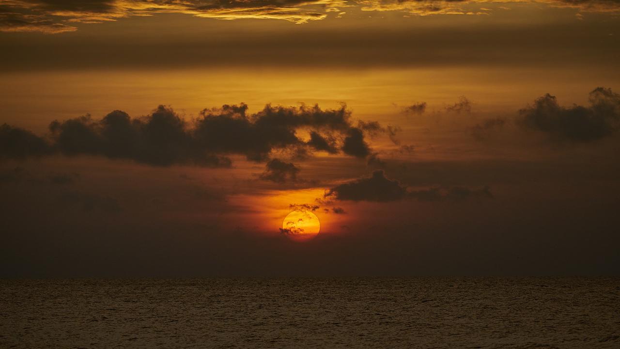 Bar Reef Resort Etalai Bagian luar foto