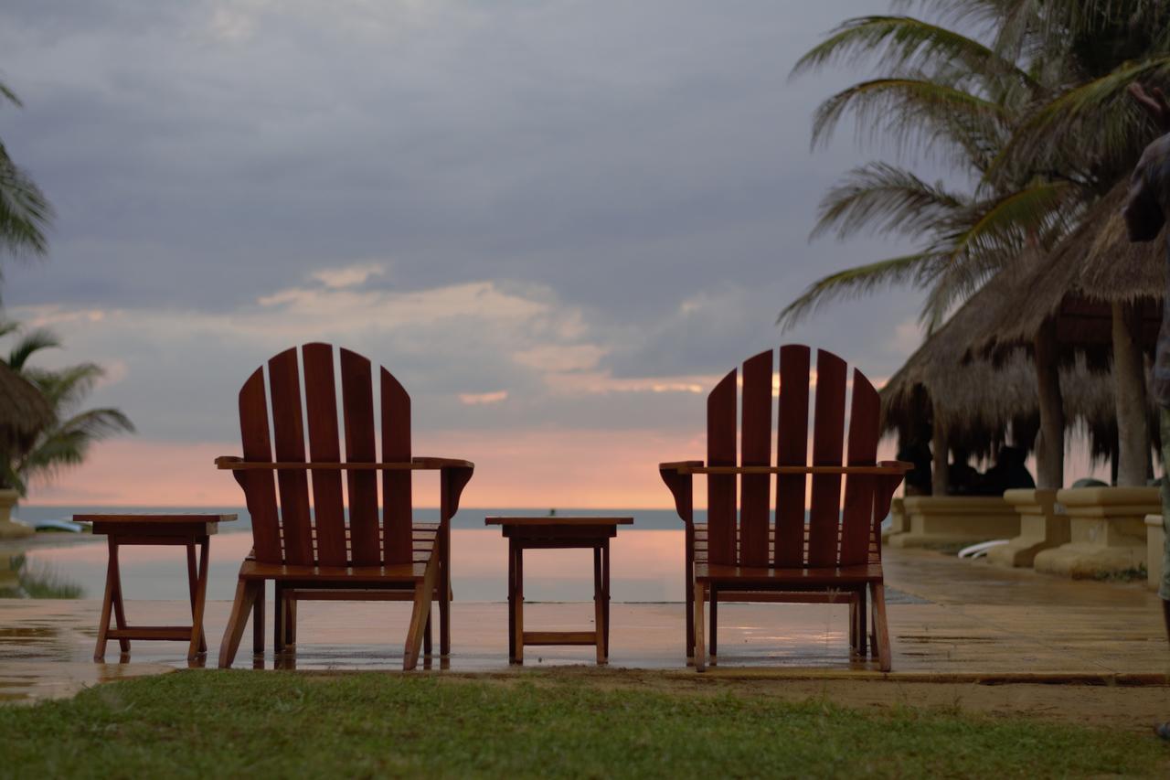Bar Reef Resort Etalai Bagian luar foto